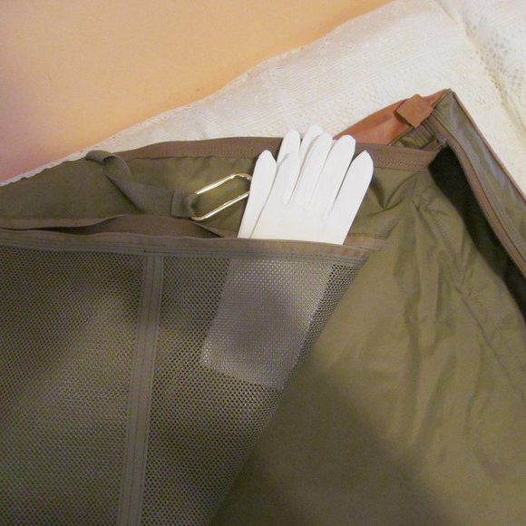 HARTMANN GARMENT BAG CARRY ON LUGGAGE LEATHER 4 SUITER EXTRA PACKING SPACE. - Picture 15 of 16